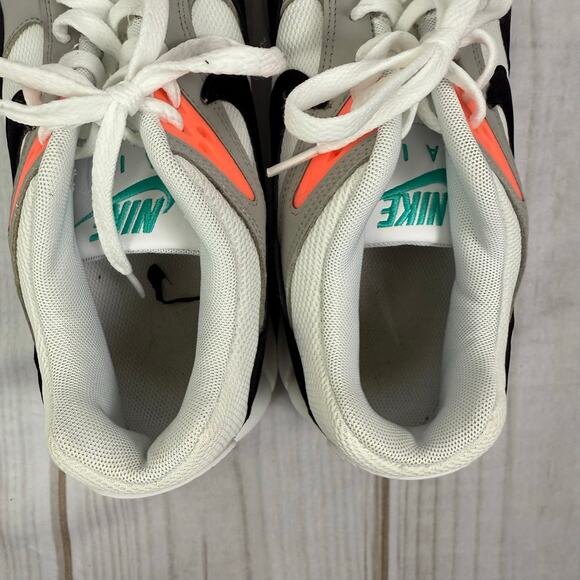 Size 9.5 - Nike Air Max Correlate White Black New Green W  Nike Air Max Correlate Sneakers‎ 11W/9.5M